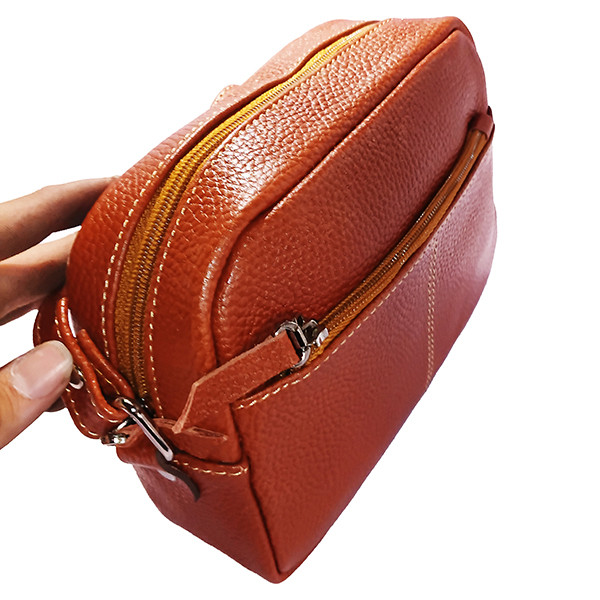 کیف زنانه چرم طبیعی دوشی مدل ترمه
